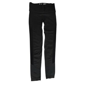 Sleek Black Women's Leggings